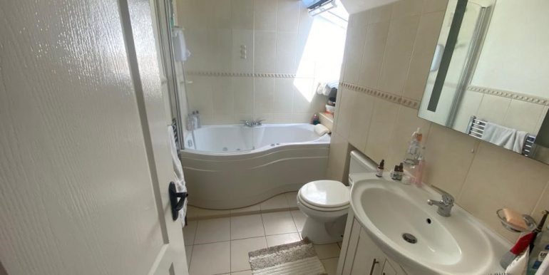 bathroom1